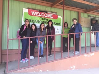 Members of UCSD Insight Pre-Optometry Club volunteering at the Tecate Eye Clinic in Tecate, Mexico 